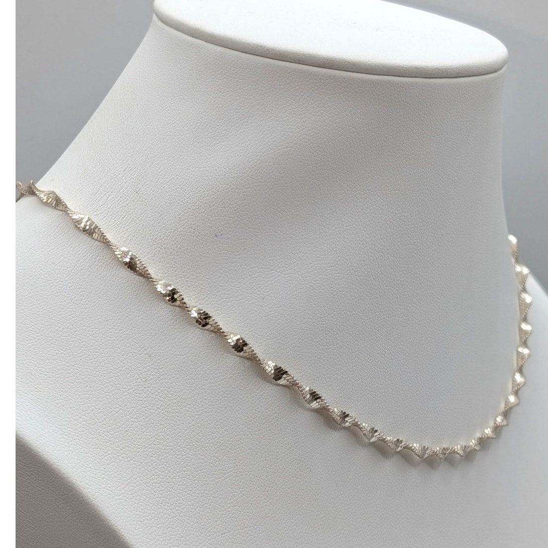 925 Italy Sterling Silver Twisted Herringbone 16" Chain Necklace