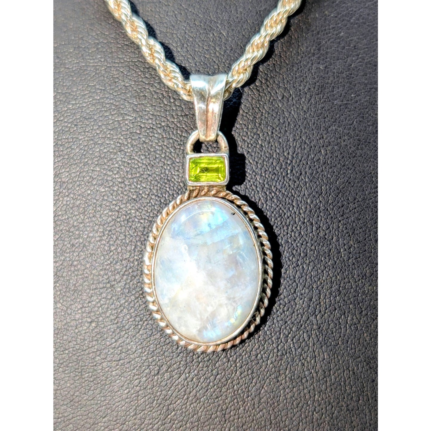 Vintage Sterling Silver 925 Moon Stone & Peridot Pendant Rope Chain 18" Necklace