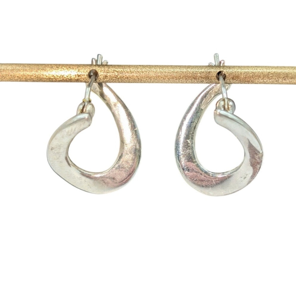 JCM 925 Sterling Silver Twisted Hoop Snap Down Earrings