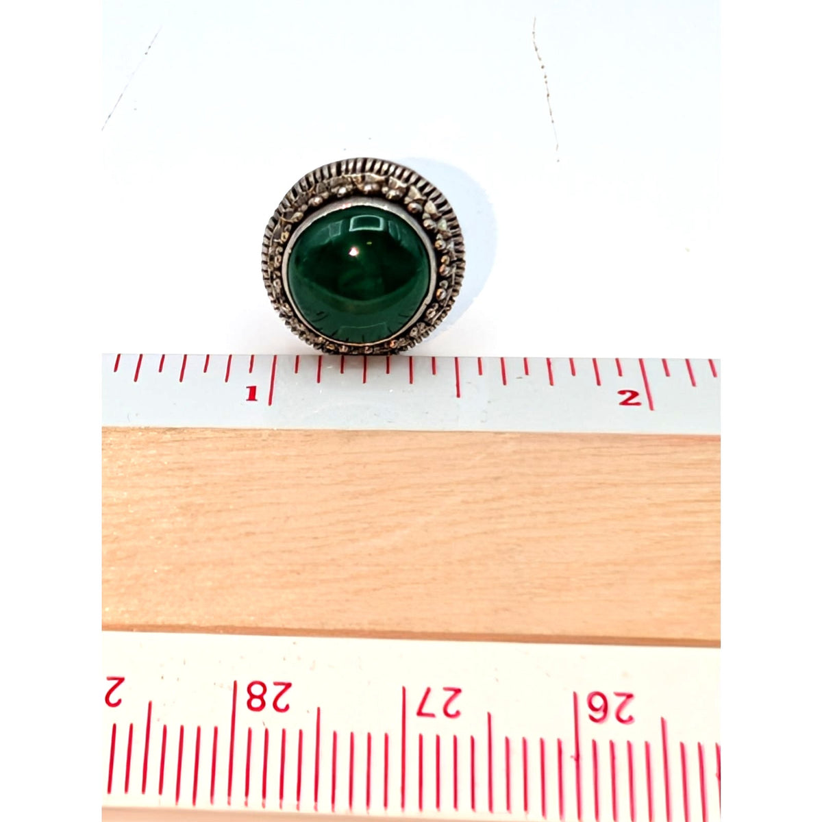 Vintage Suarti Balinese Stamped BA 925 Sterling Silver Green Stone Stud Earrings