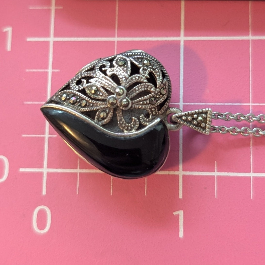 VTG 925 Sterling Marcasite Onyx Filigree Heart Locket 18" Chain Necklace 13.78g