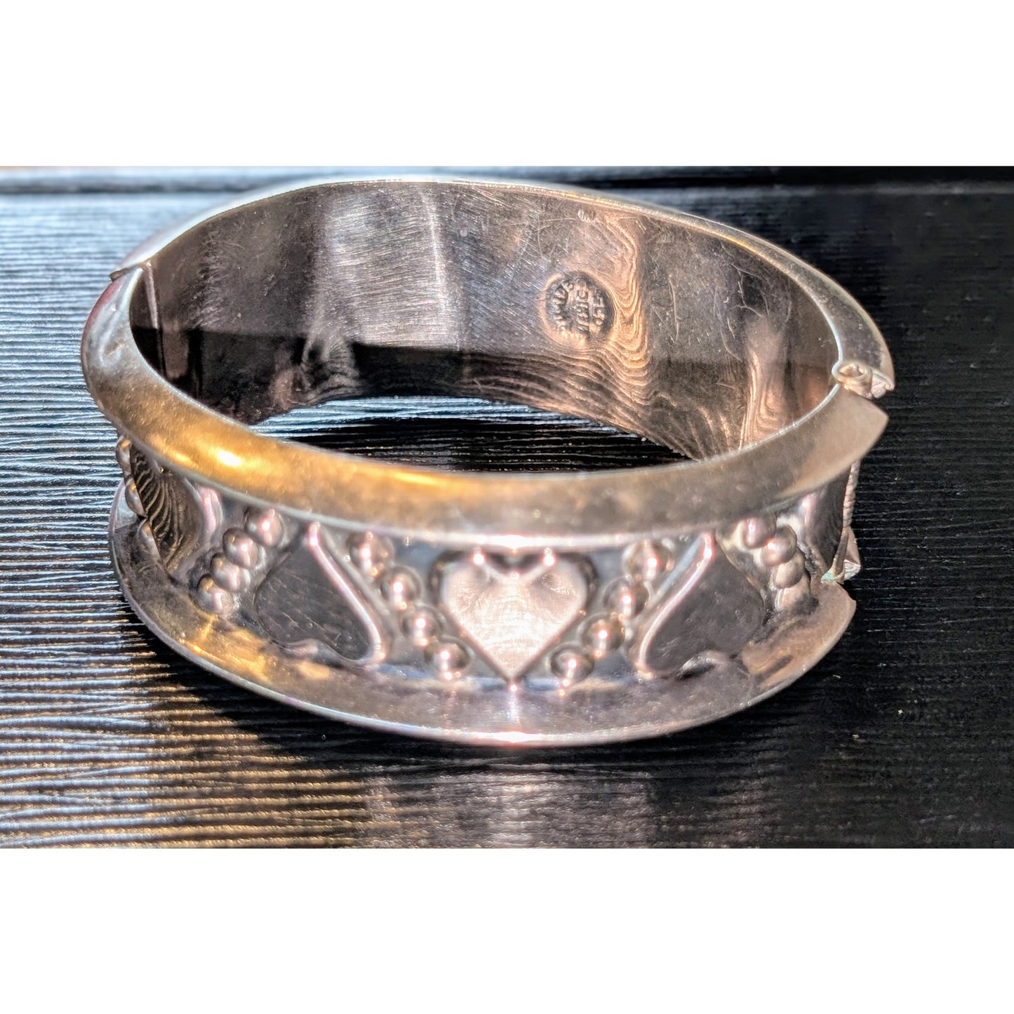 Taxco 925 Sterling Silver Mexico Wide Heart Hinge Bangle Bracelet Size 7.5"57.8g