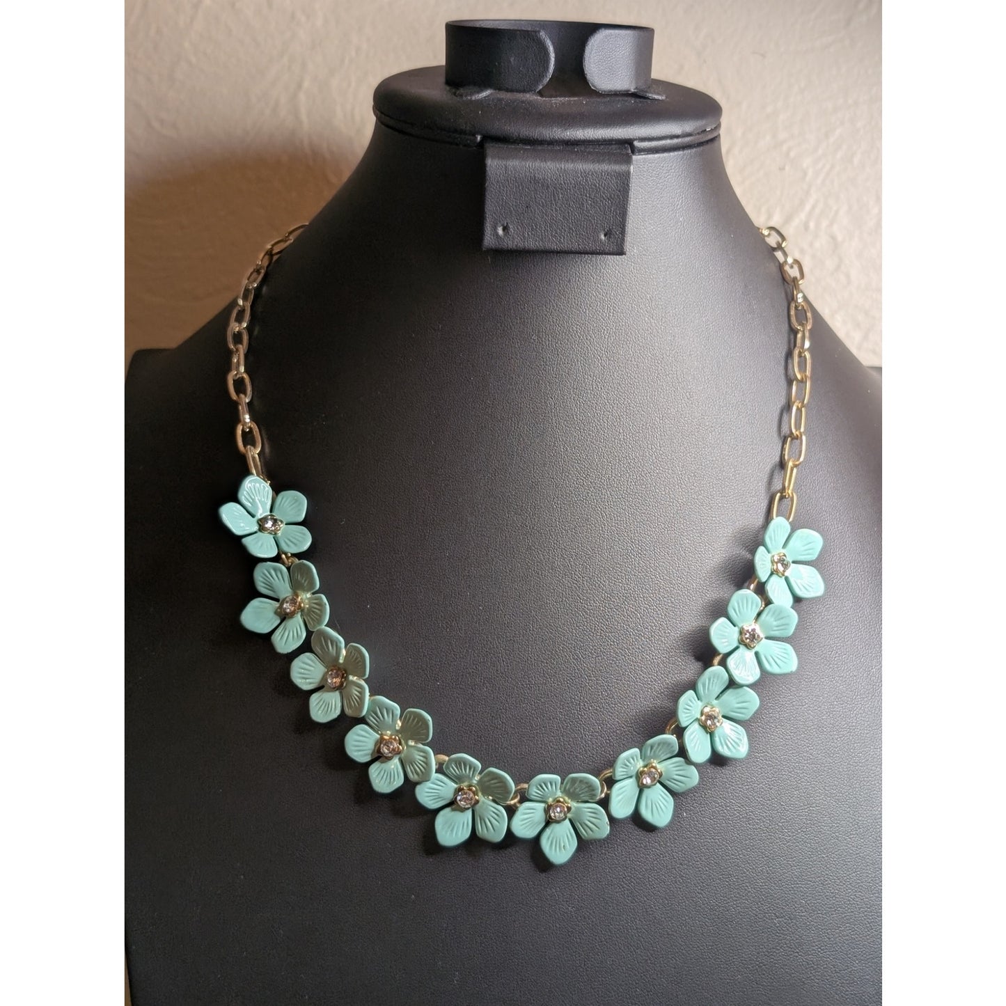 Aqua Enamel Rhinestone Center Flowers Paper Clip Chain Statement Necklace