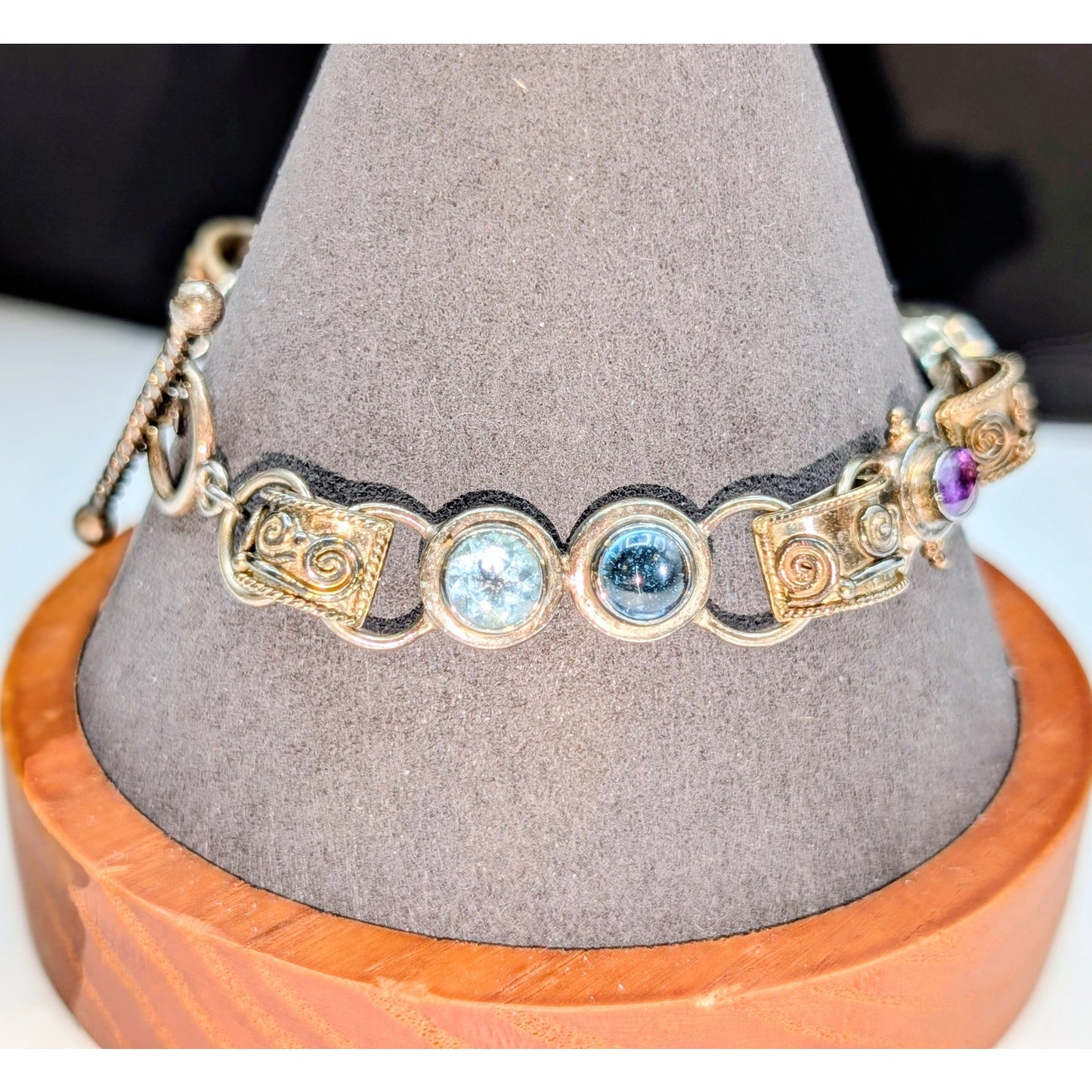 Vtg 925 Sterling Silver Blue & Purple Gemstone Etruscan Design Toggle Bracelet