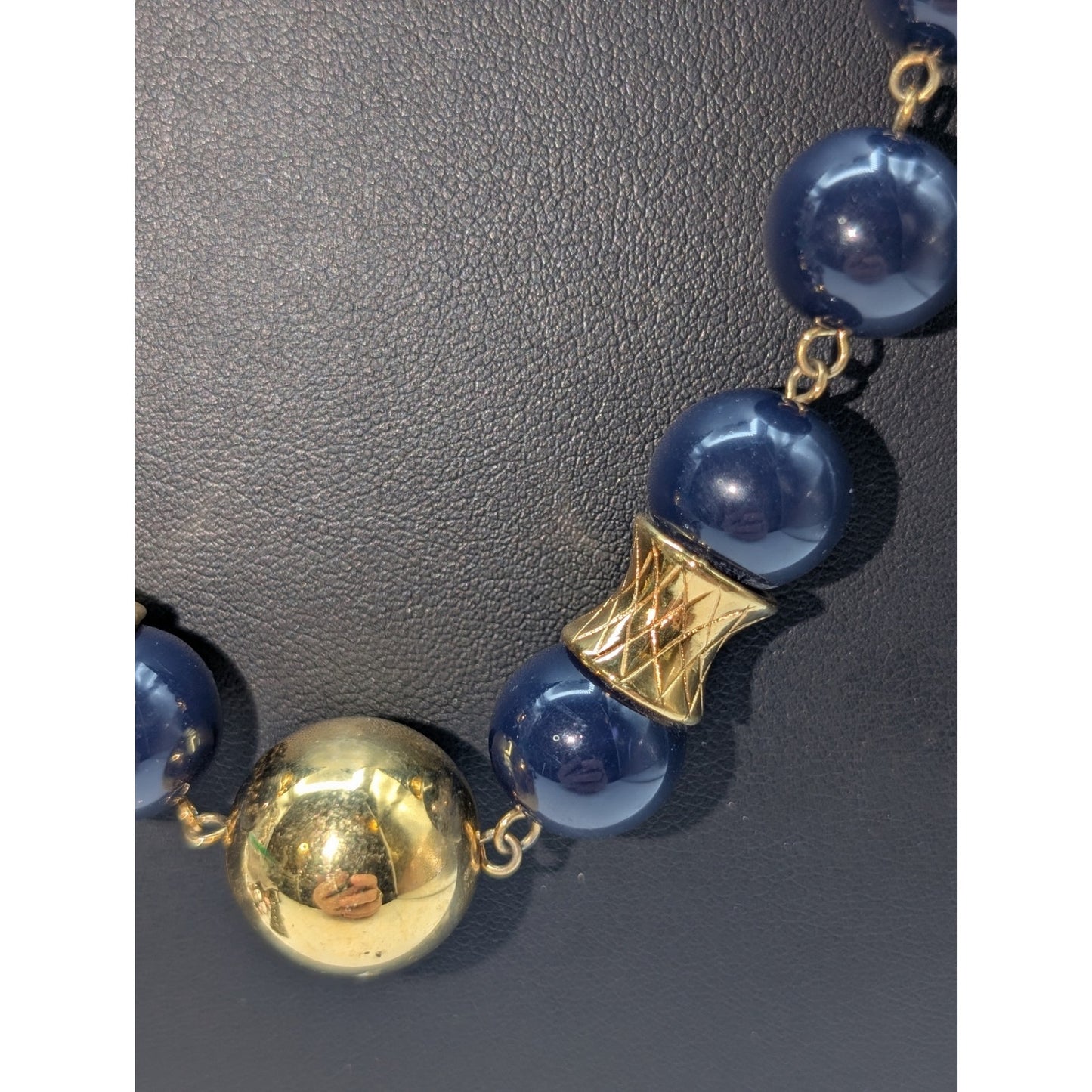 Vintage LC Liz Claiborne Navy & Gold Beaded Acrylic 30.5" Necklace