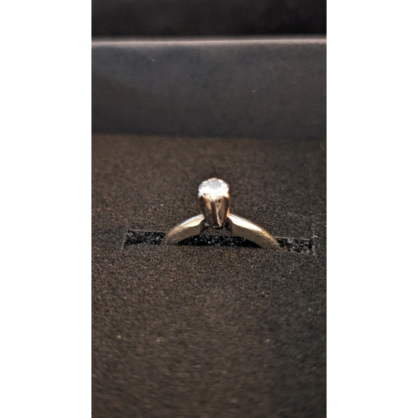 14k Yellow Gold Diamond Engagement/Promise Ring Size 3.5
