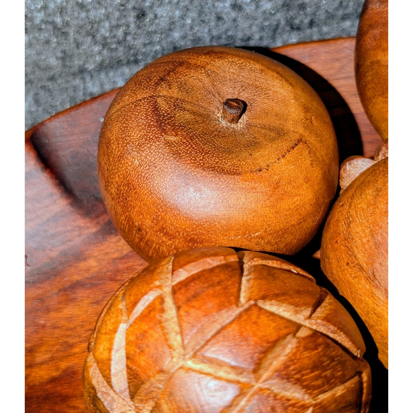 Vintage 1960s MCM 14-Piece Hand-Carved Monkey Pod Wooden Fruit Leaf Bowl Plate