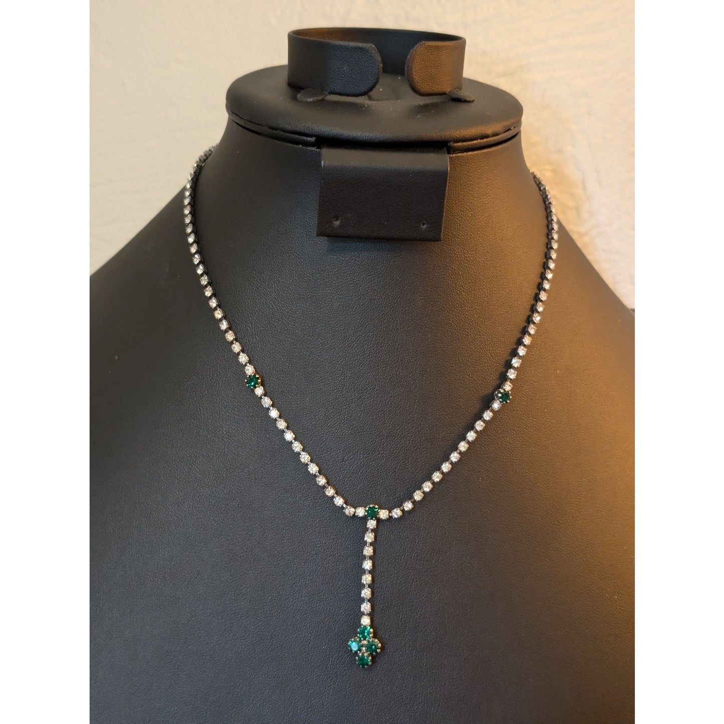Vintage Rhinestone Green Drop Dangle Fold Over Clasp Silver Tone Necklace