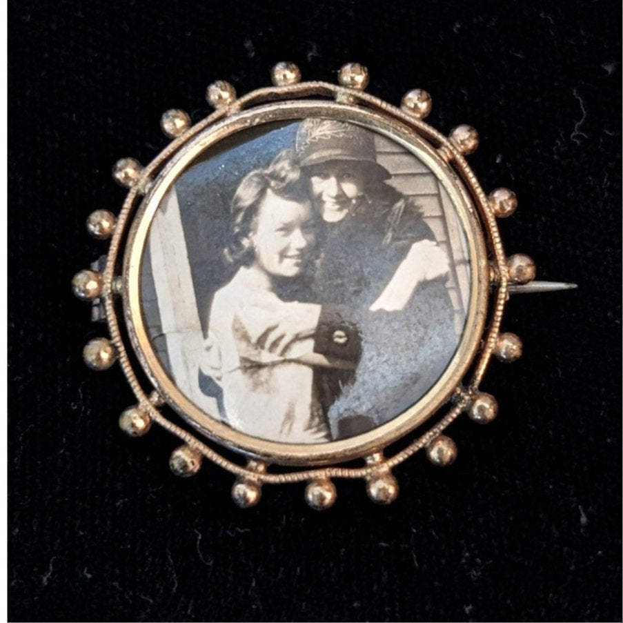 Antique 1920s Photo Frame Brooch W/ Original Picture Signed SD