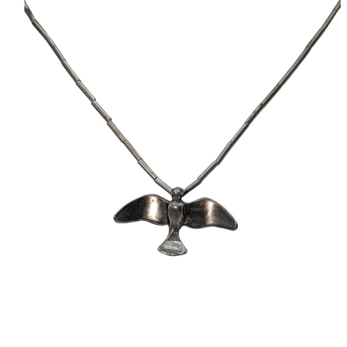 Old Pawn Bird Fetish Liquid Silver Chain Sterling Silver Barrel Clasp Necklace
