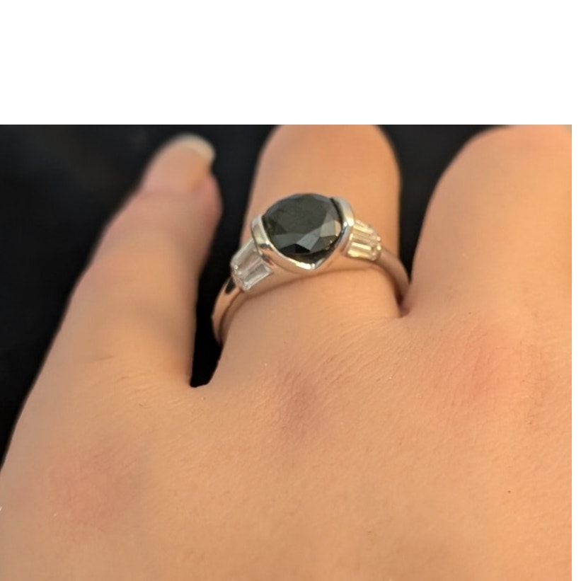 925 Sterling Silver Round Faceted Black & Tapered Baguette Crystal Ring Sz 8