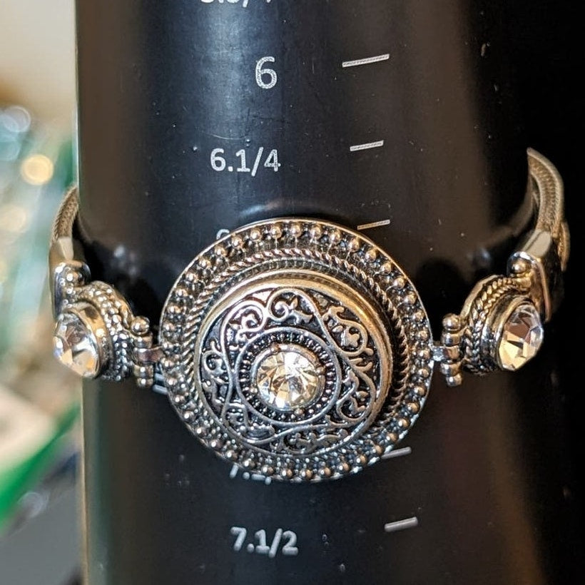 Ginger Snaps Bracelet W/ One Snap