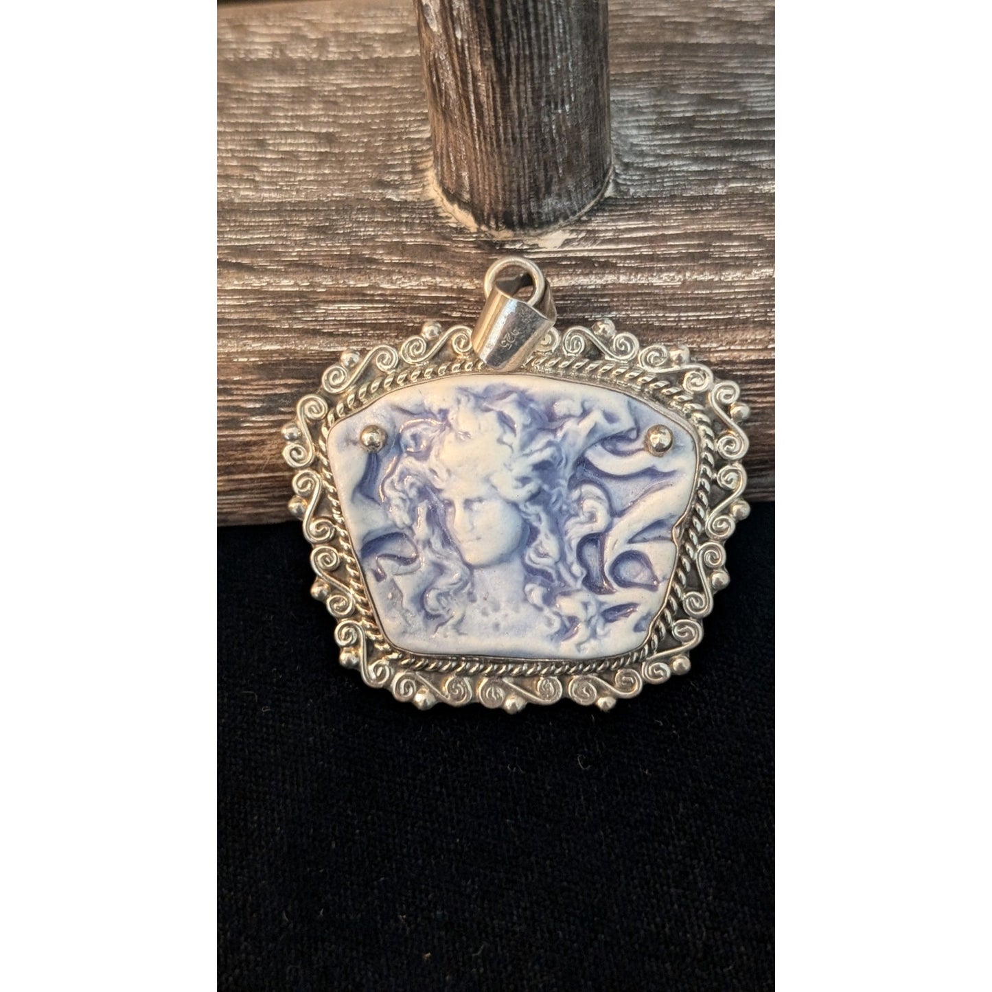 Vtg Carved Shell Tested Sterling Scrolling Filigree Rope Detail Setting Pendant
