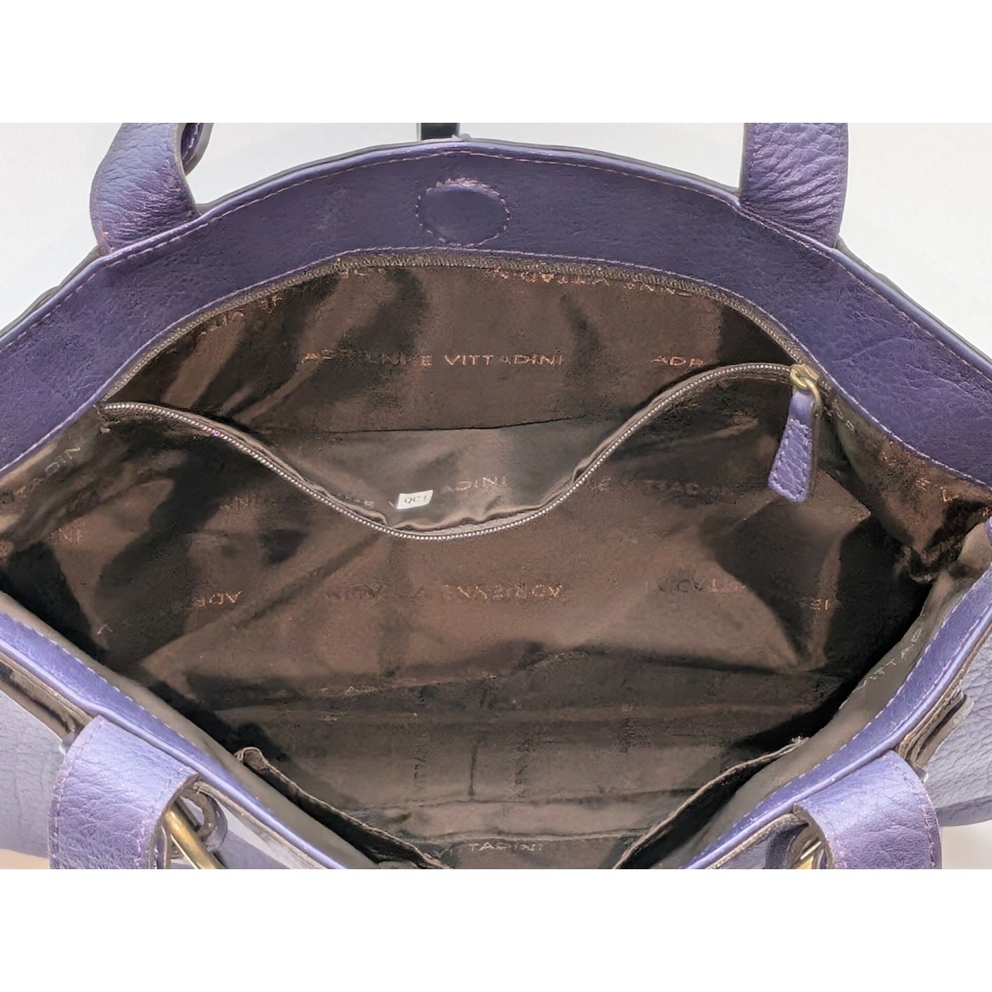 VTG Adrienne Vittadini Magnetic Purple Violet Tessa Pebble Leather Satchel