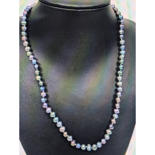 JCM 10K Yellow Gold Hand Knotted Blue Lavender Genuine Freshwater 17.5" Pearls