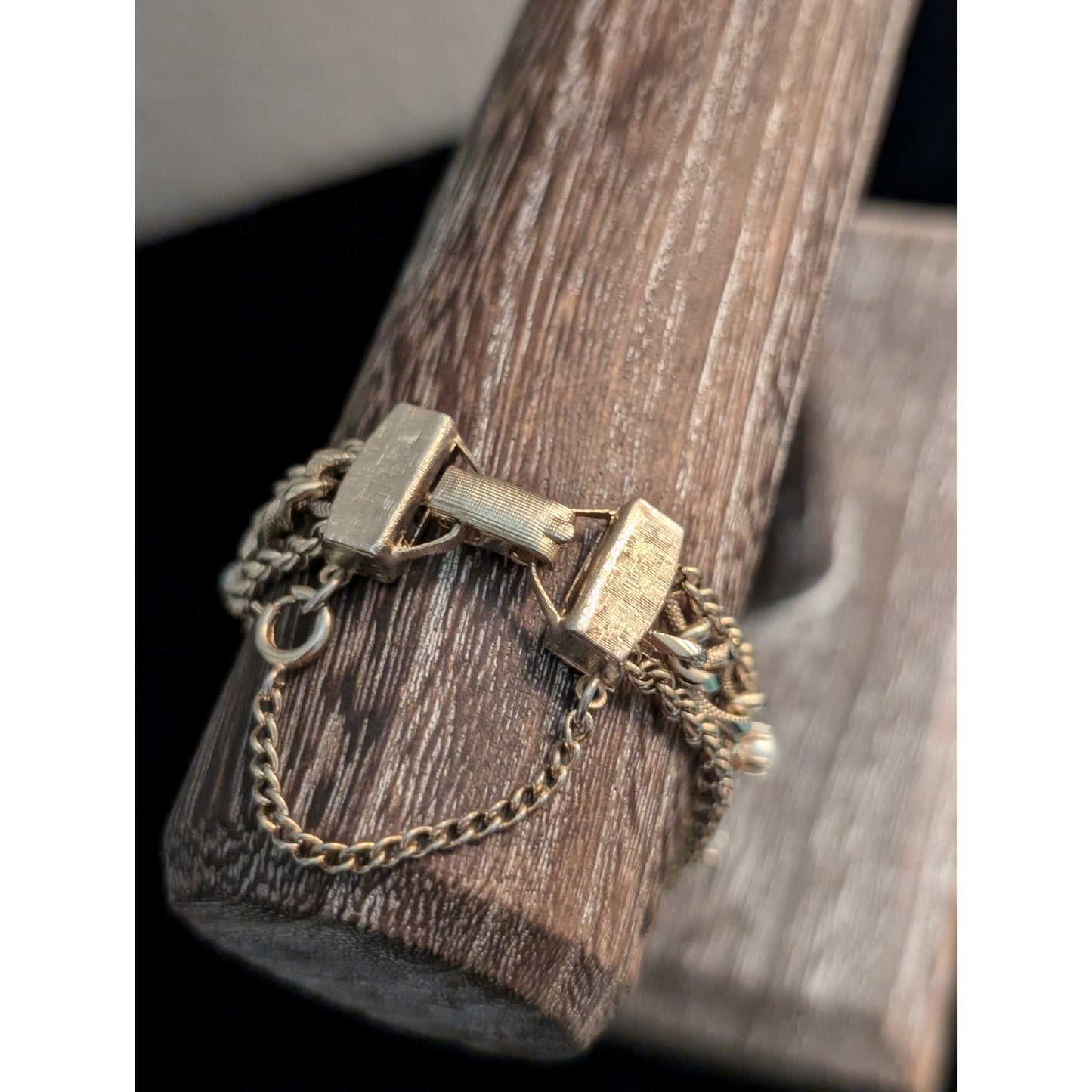 Vintage 1950s Mid-Century Exceptional Pearl Chain Link Bracelet W/ Safety Chain