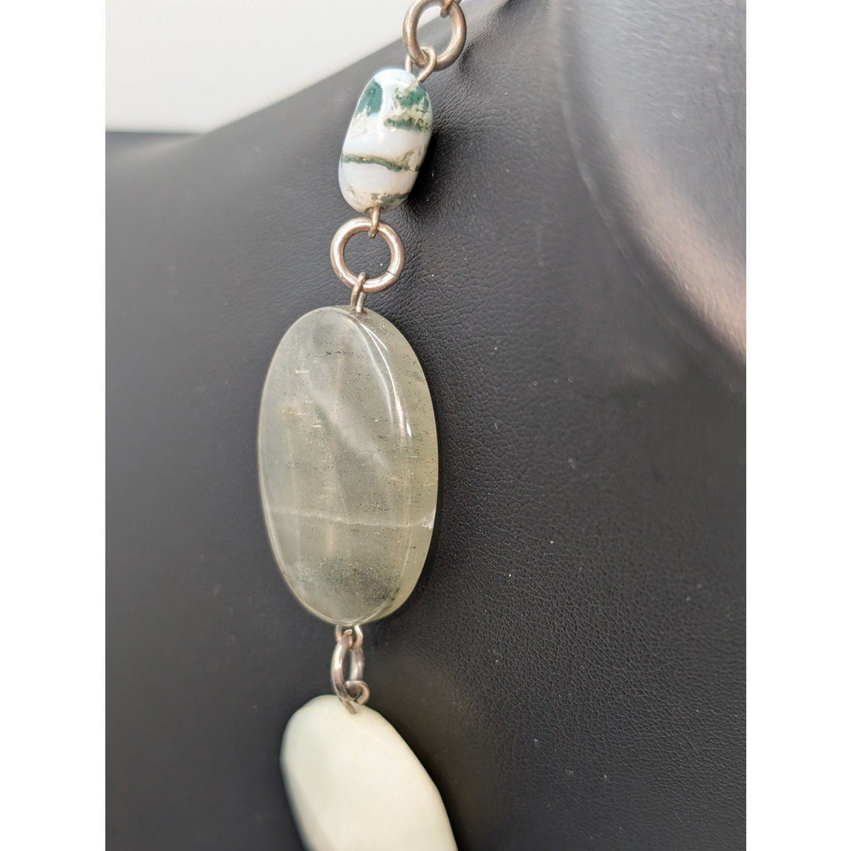 Vintage Semi-Precious Faceted Moss Agate Shades of Green Stone 20"-23" Necklace