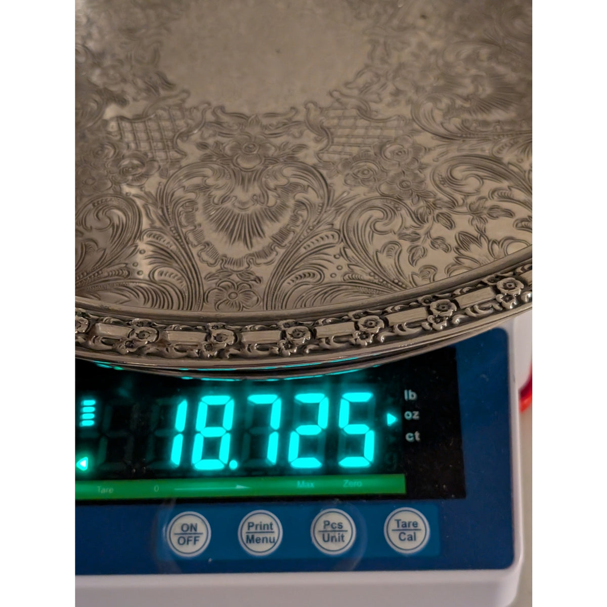 Vintage Camelot 6171 International Round Silver Plate Rimmed Serving Tray