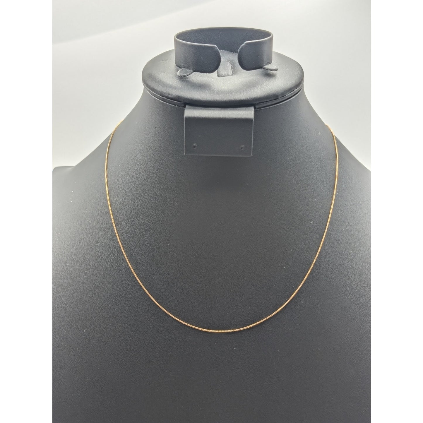Vintage 14K Yellow Gold Box Chain Necklace 1.41g