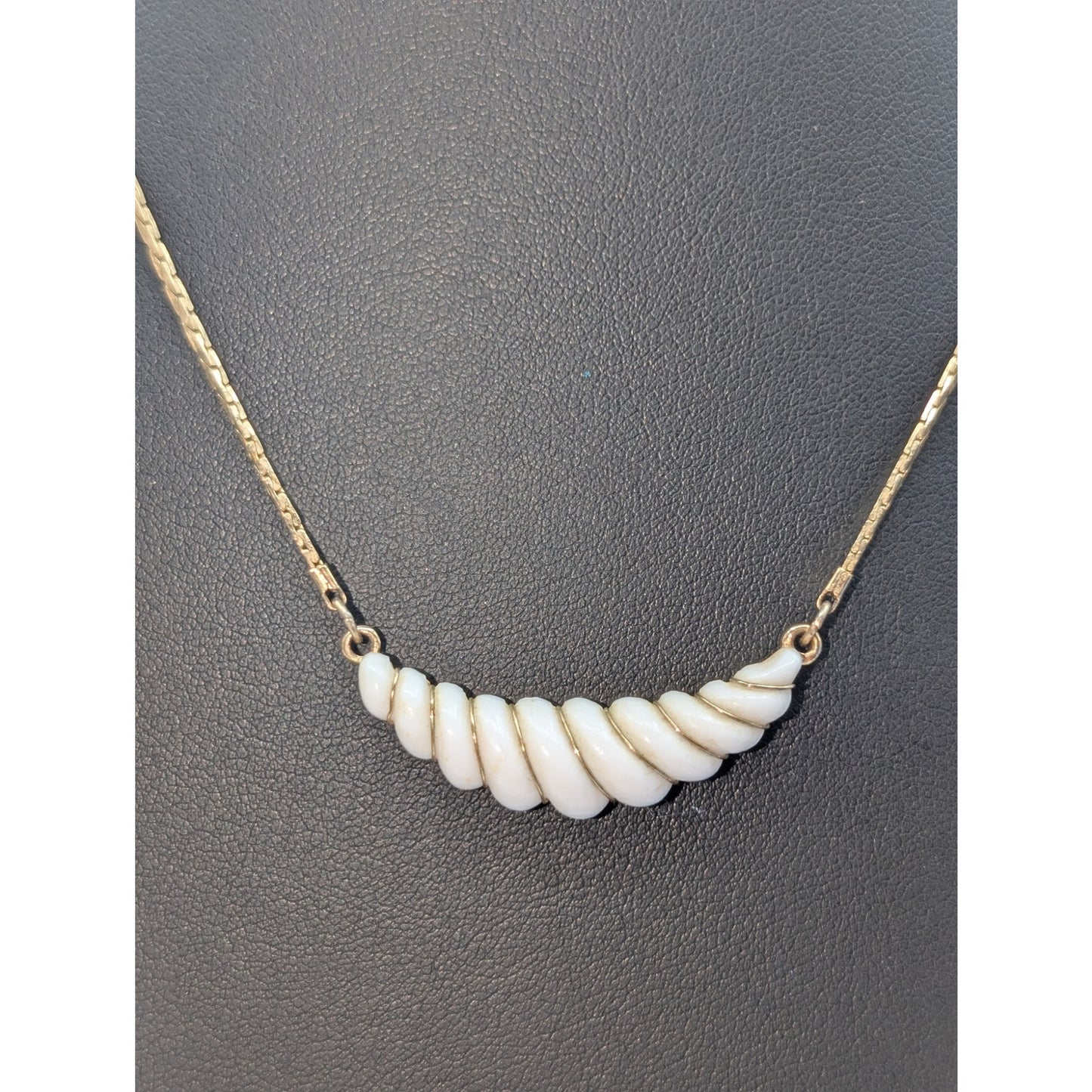 Vintage White & Gold Layered Necklace Jewelry Lot