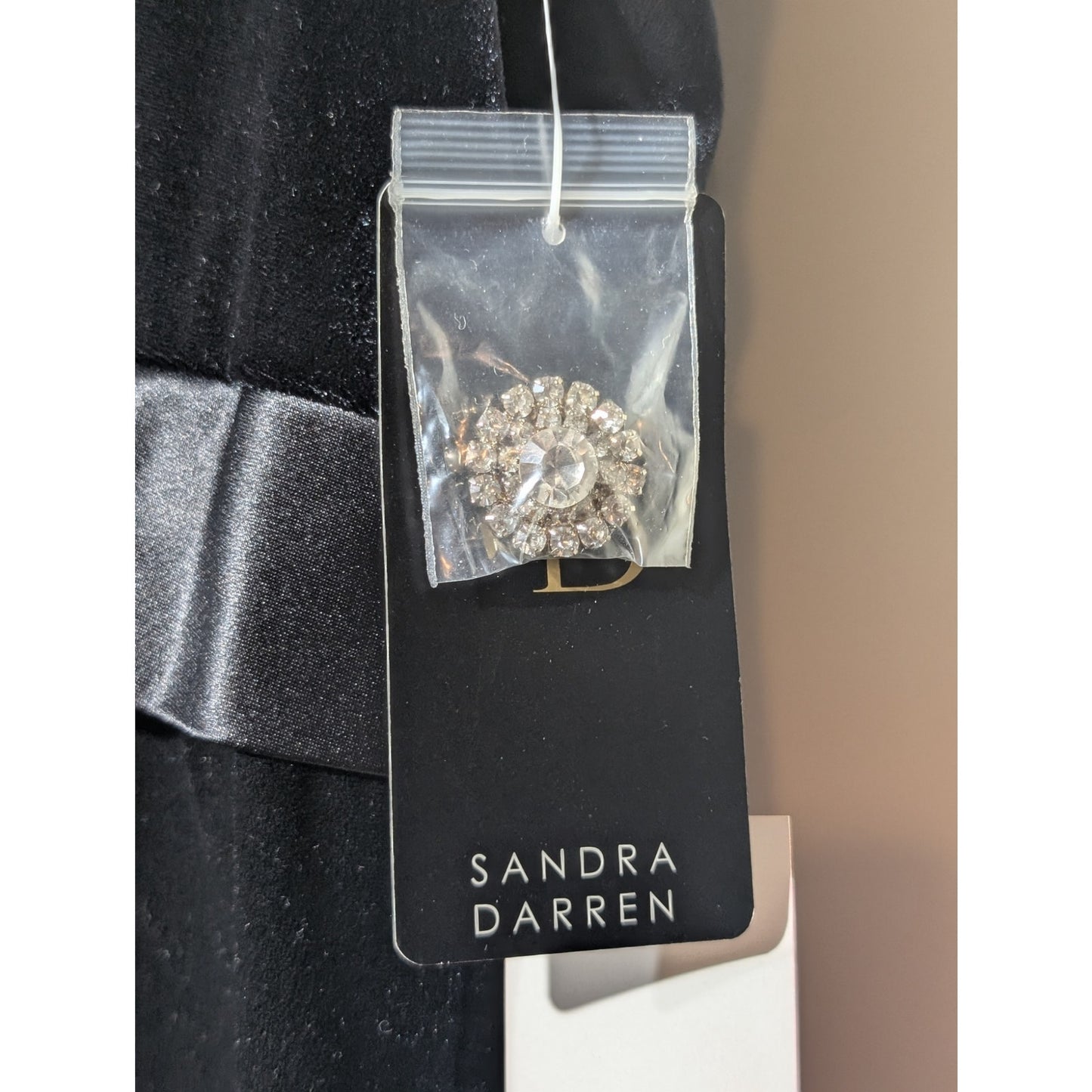 Sandra Darren NWT Black Velvet Satin Rhinestone Tie Cap Sleeve Formal Top  Sz 12