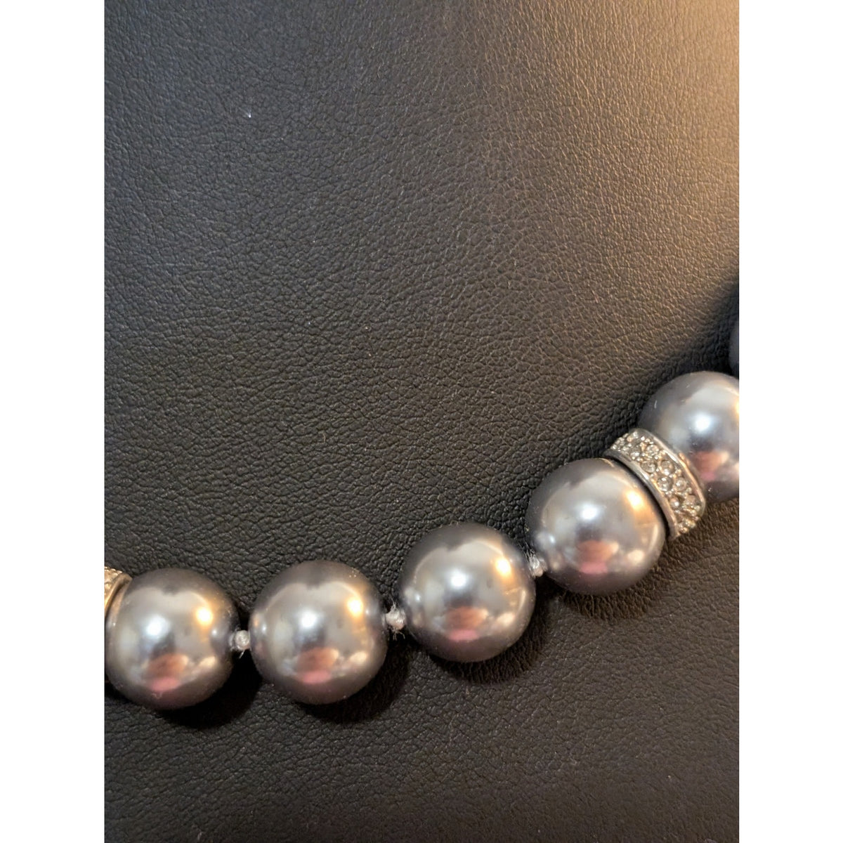 Glass Gray Pearl Rhinestone Rondelle Magnetic Ball Clasp Necklace & Earring Set