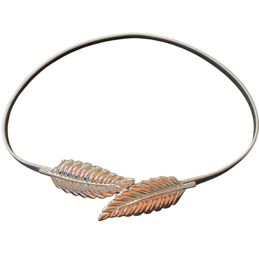 80s Vintage Silver Tone Stretch Belt W/ Leaf Buckle