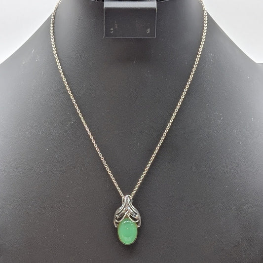 Vintage Sterling Silver Green Cabochon Pendant 18.5" Chain Necklace
