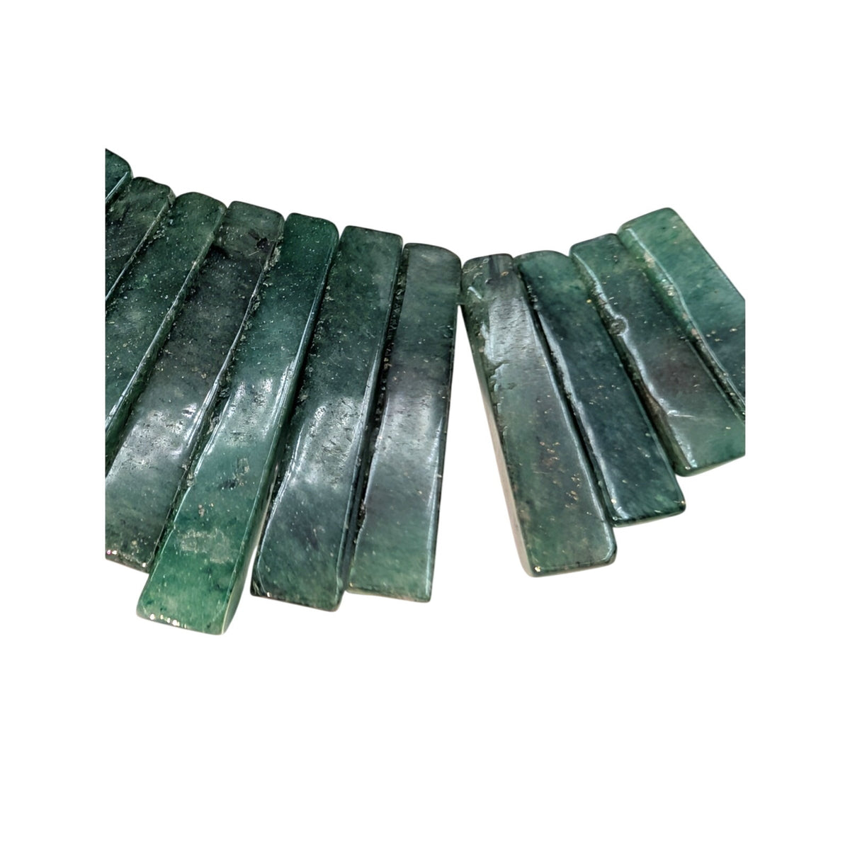 Green & White Stone Bead Graduated Green Stone Fan Bead 18" Necklace