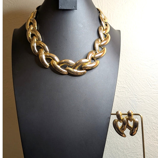VTG Chunky Polished Gold Tone Y Choker Necklace & Matching Door Knocker Earrings