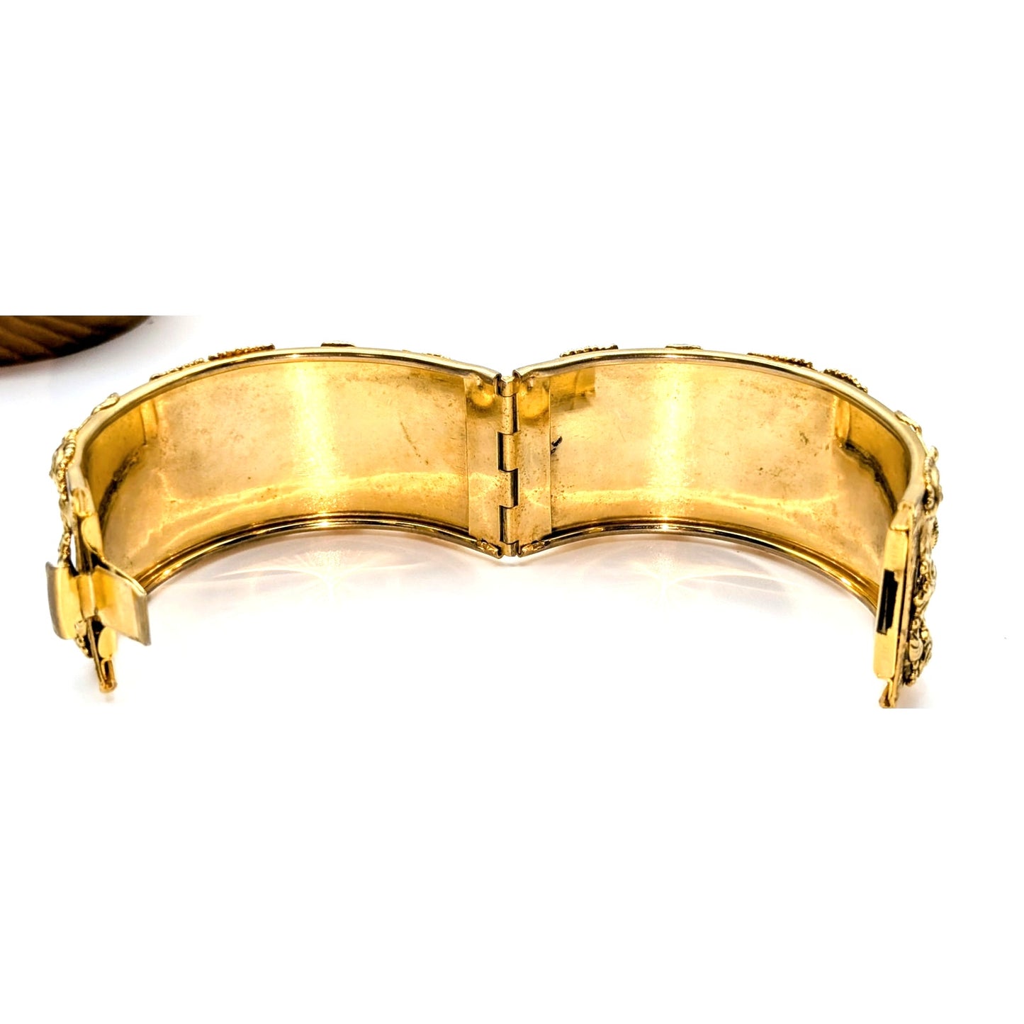 Vintage Victorian Revival Repousse Hinged Gold Tone Estate Bangle