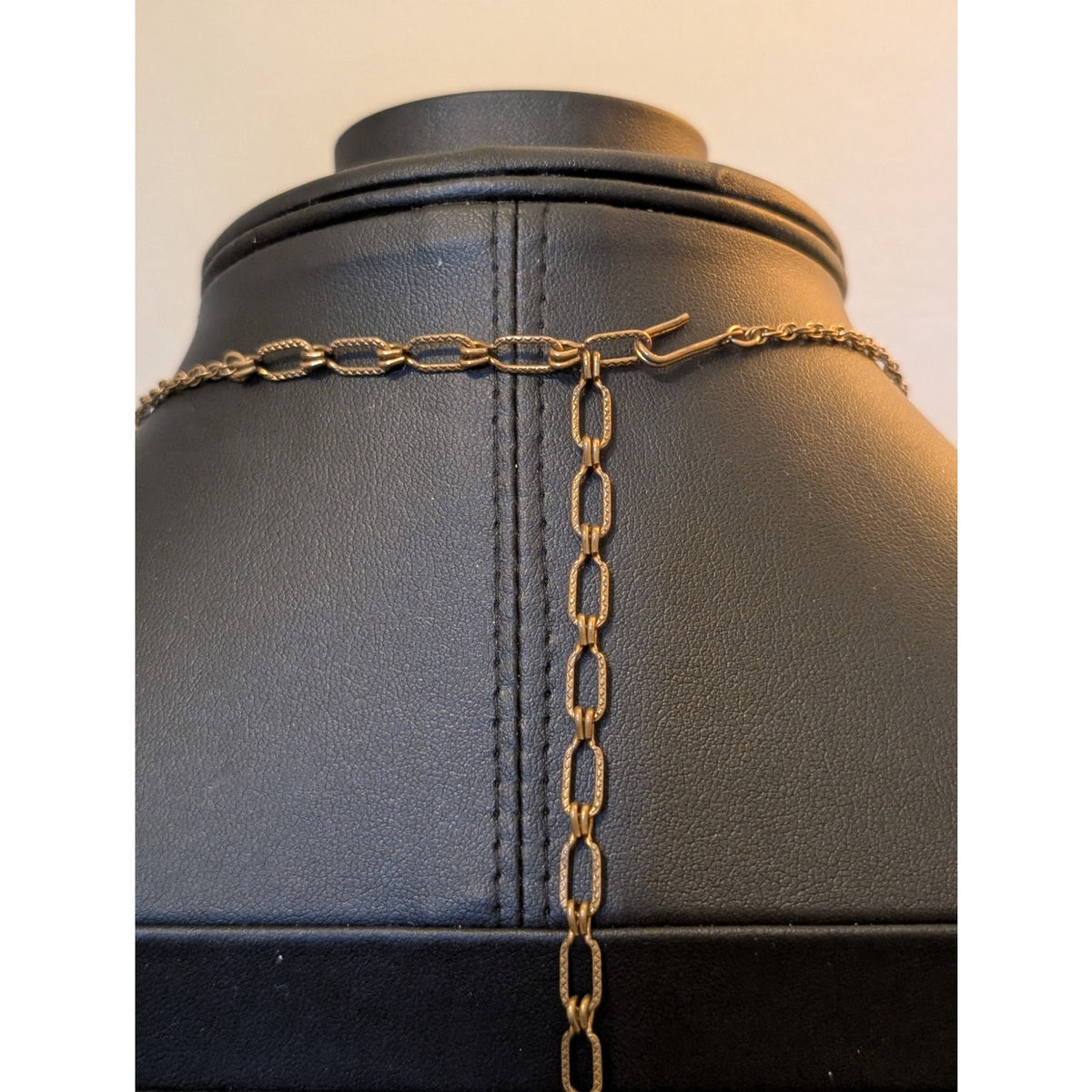 Vintage/Antique Gold Tone Frosted Brown Bead Dangle Chain Hook Clasp Necklace