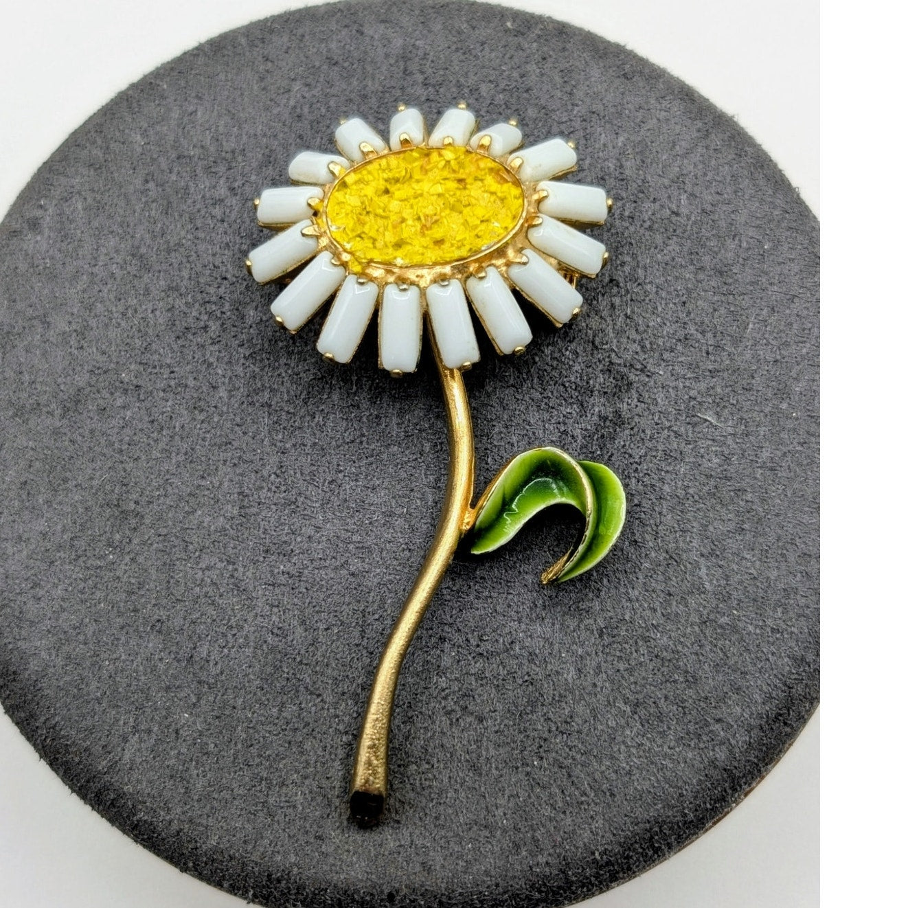 Vintage White Beaded Daisy Brooch