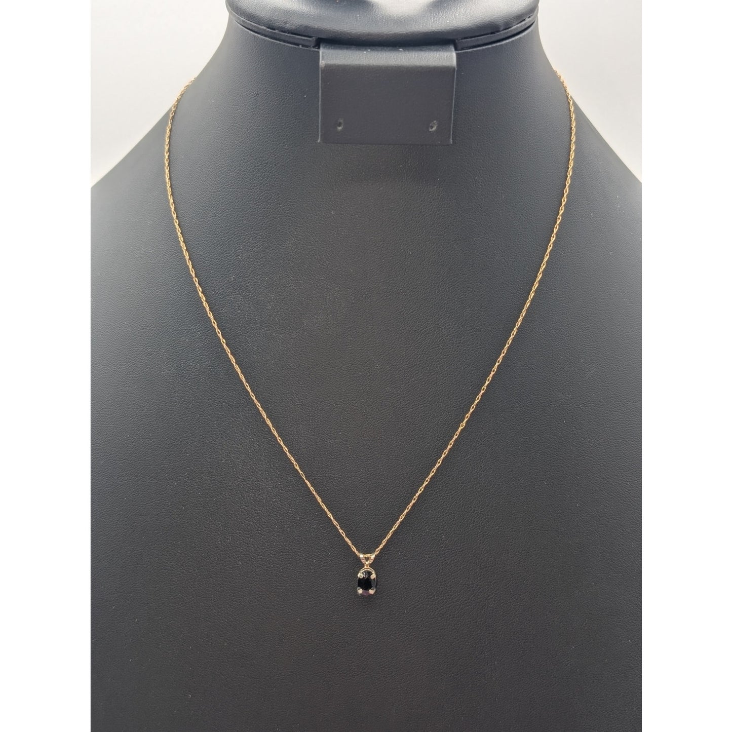 VTG 14K Marked & Tested Black Gemstone Pendant on 14K Yellow Gold Chain Necklace