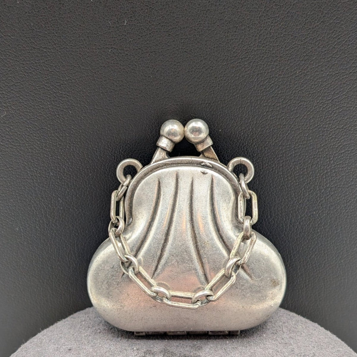 Catherine Popesco La Vie LVP France Parisienne Purse Necklace