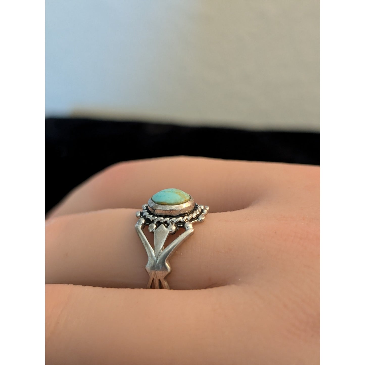 Vintage 925 Sterling Silver Thailand Turquoise Ring Size 7.5