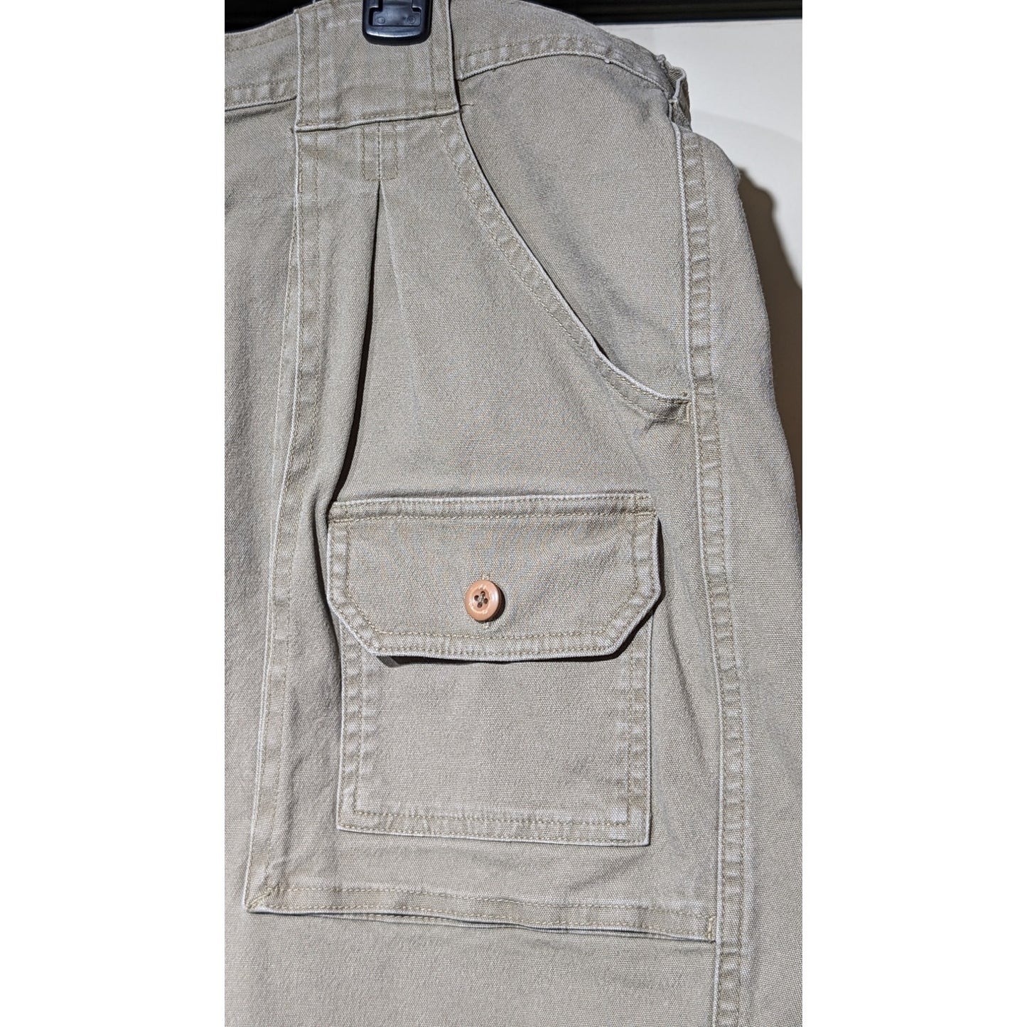 Cabela's Earth Tone Khaki Cotton Stretch Cargo Short Mens' Size 42 Regular