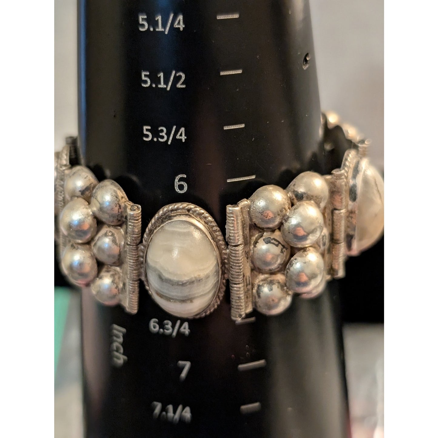 VTG Sculptural Mexican Sterling Silver Hinged Bracelet W/ Striated Agate Stones