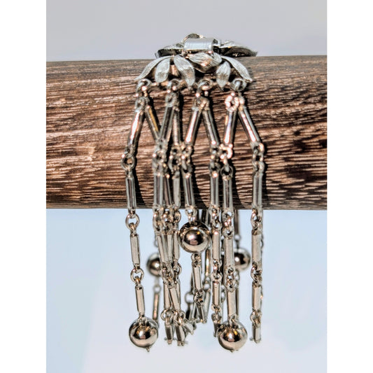 Lisner Vintage Eight Strand Bar Bead Chain Fold Over Shell Clasp Bracelet
