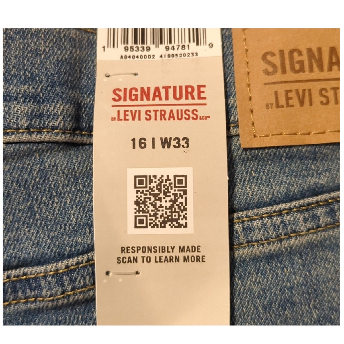 Levi's Signature NWT High Rise Straight Stretch Distressed Jean Women's Size 16