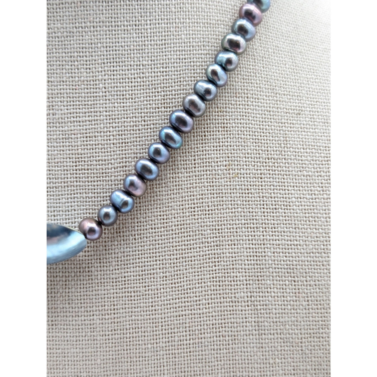 VTG 925 Sterling Silver Spring Ring Clasp 5MM Freshwater Peacock Pearl Necklace