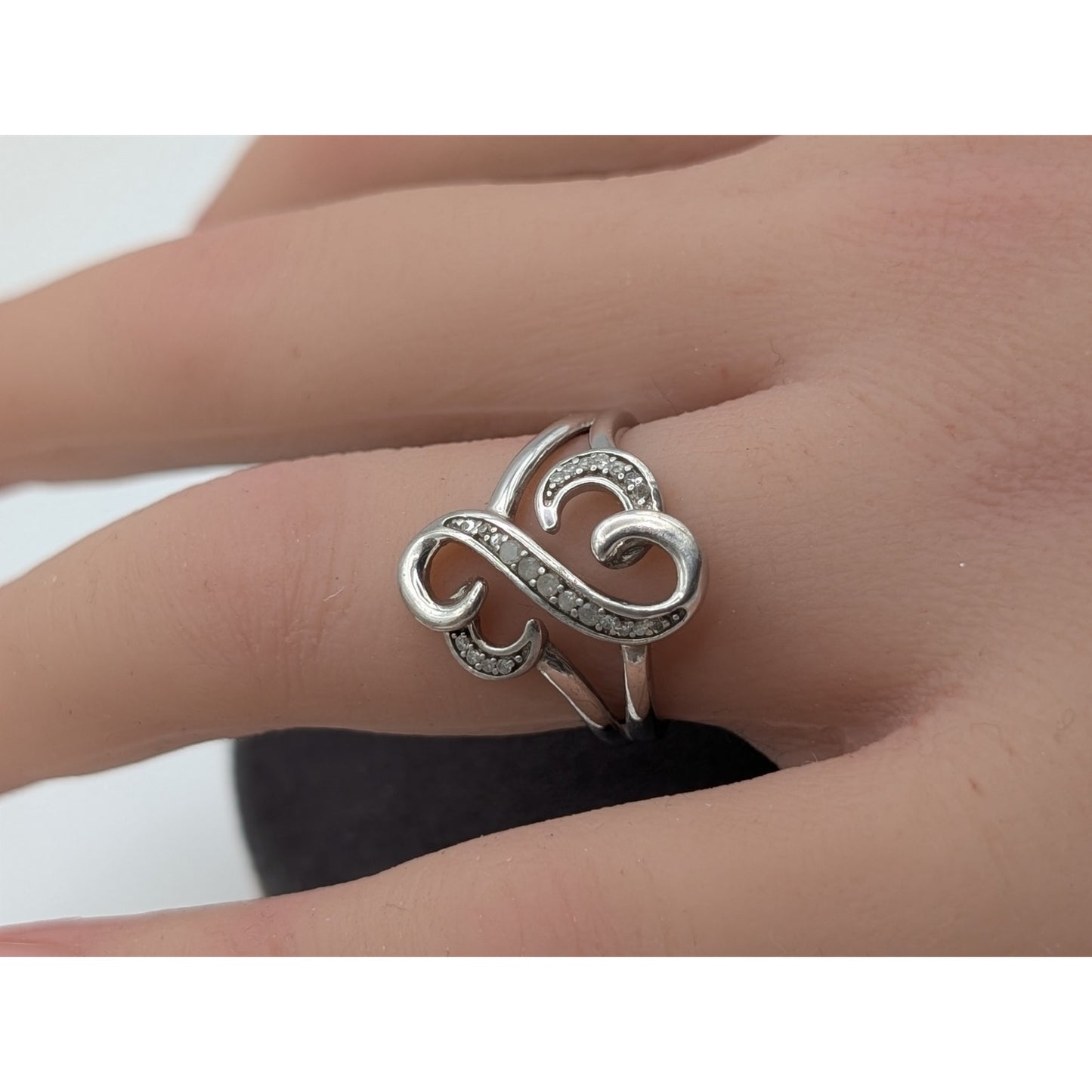 Open Hearts By Jane Seymour 0.12 ctw Diamond Rhodium Over Sterling Ring Sz 6