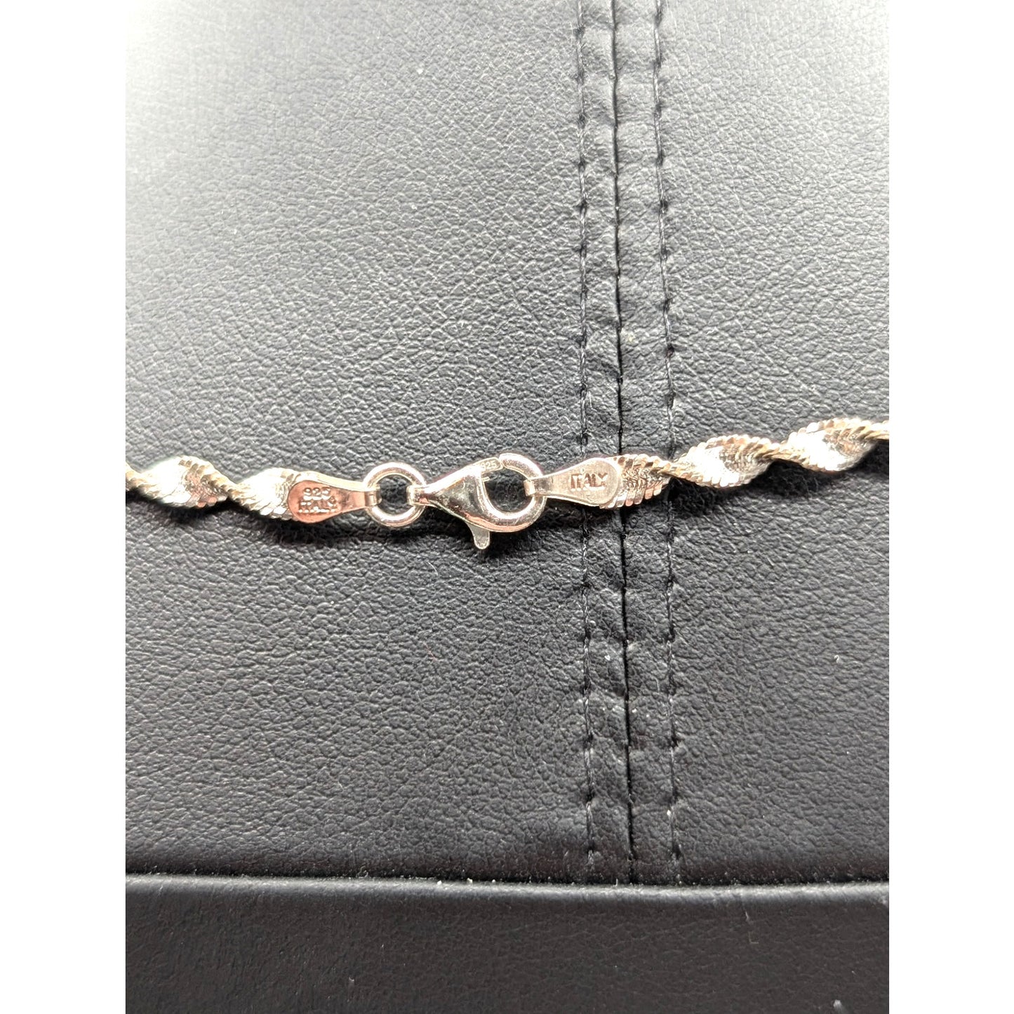 925 Sterling Silver Diamond Cut Twisted 18" Chain Necklace