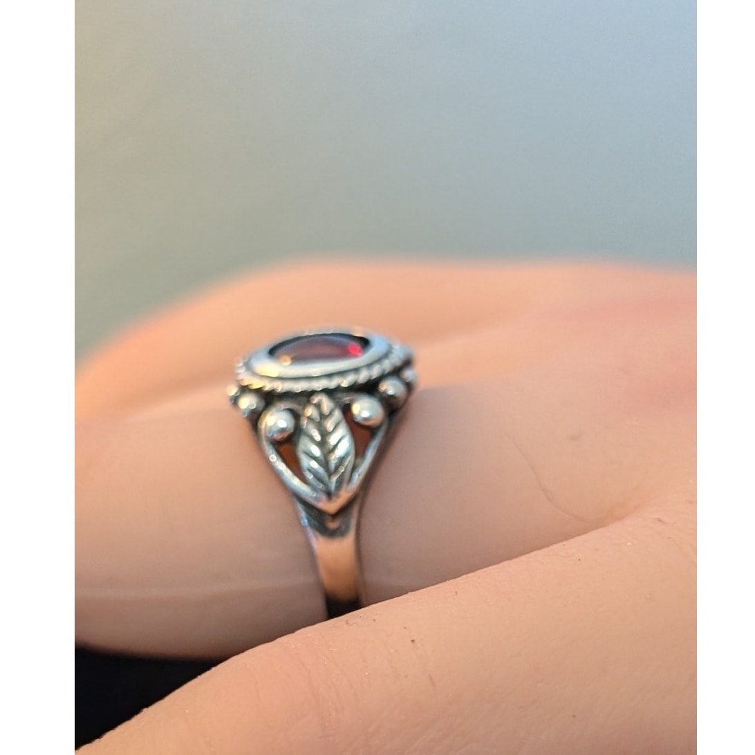 Vintage Bezel Set Garnet W/ Leaf, Bead Ball & Rope Design Sterling Ring Size 5