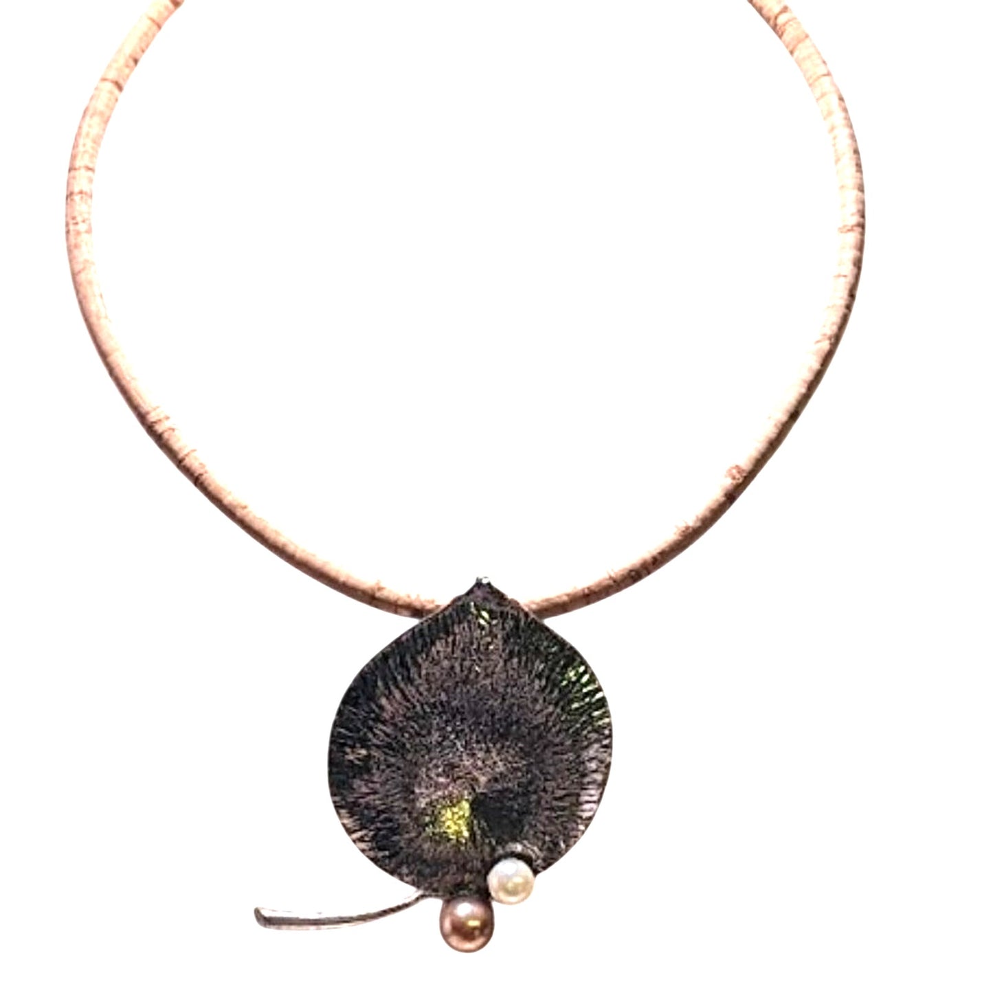 Cork Collar Leaf Faux Pearl Necklace with Magnetic Clasp