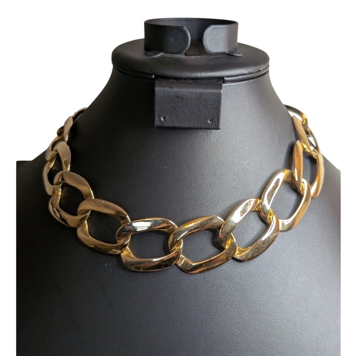 Vintage 1960s High Polished Gold Tone Flat Fit Chunky Chain Link Necklace