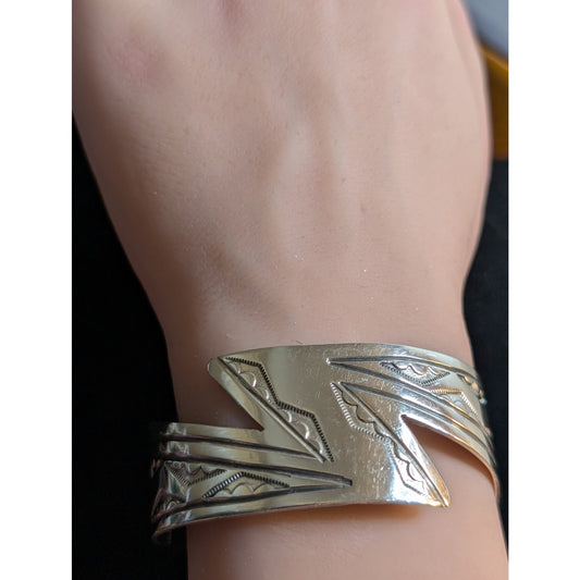 VTG Signed RJ Sterling Silver Navajo Native American Cuff Bracelet 36.66 grams