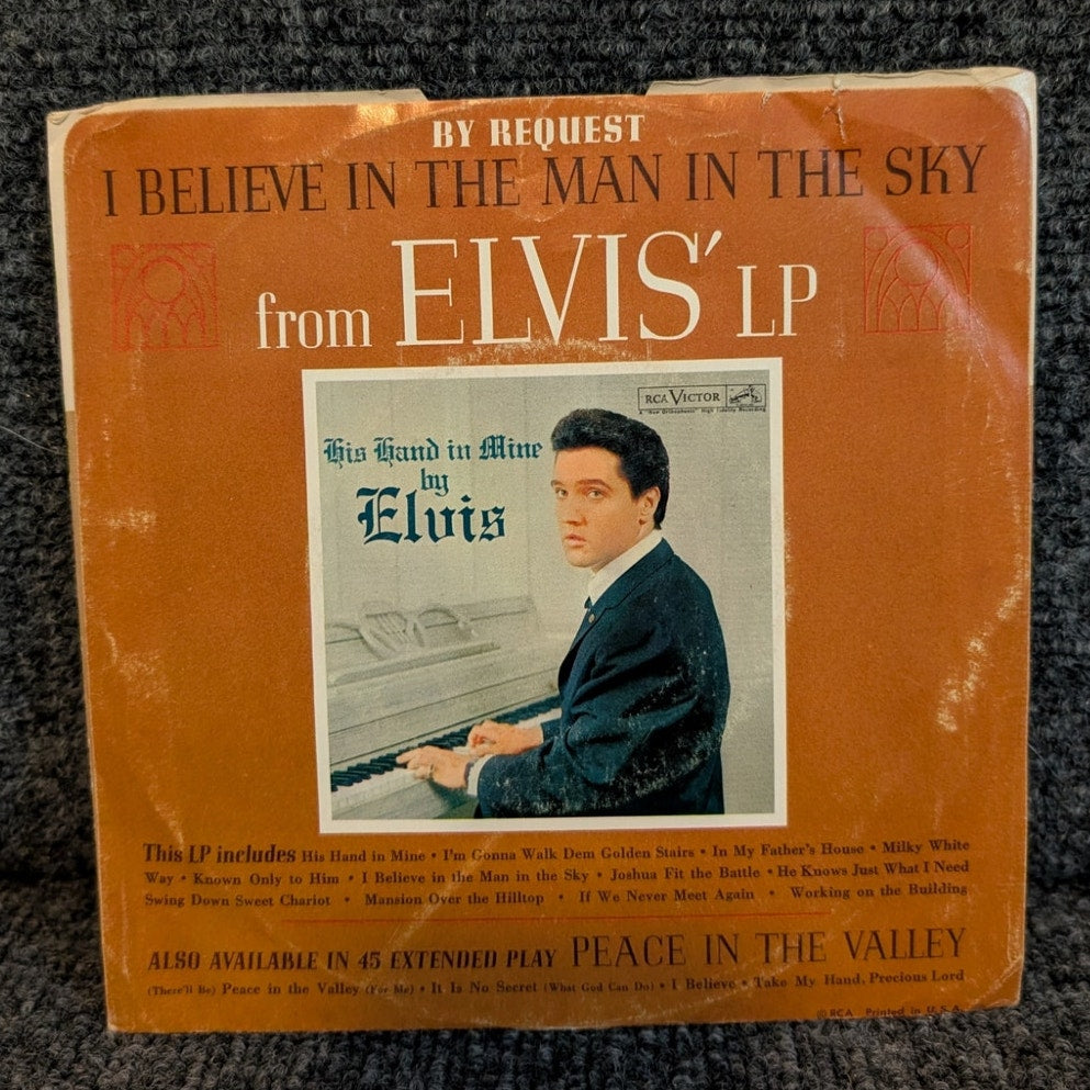 Vtg Elvis Presley Crying in the Chapel/I Believe in the Man in the Sky RCA 45