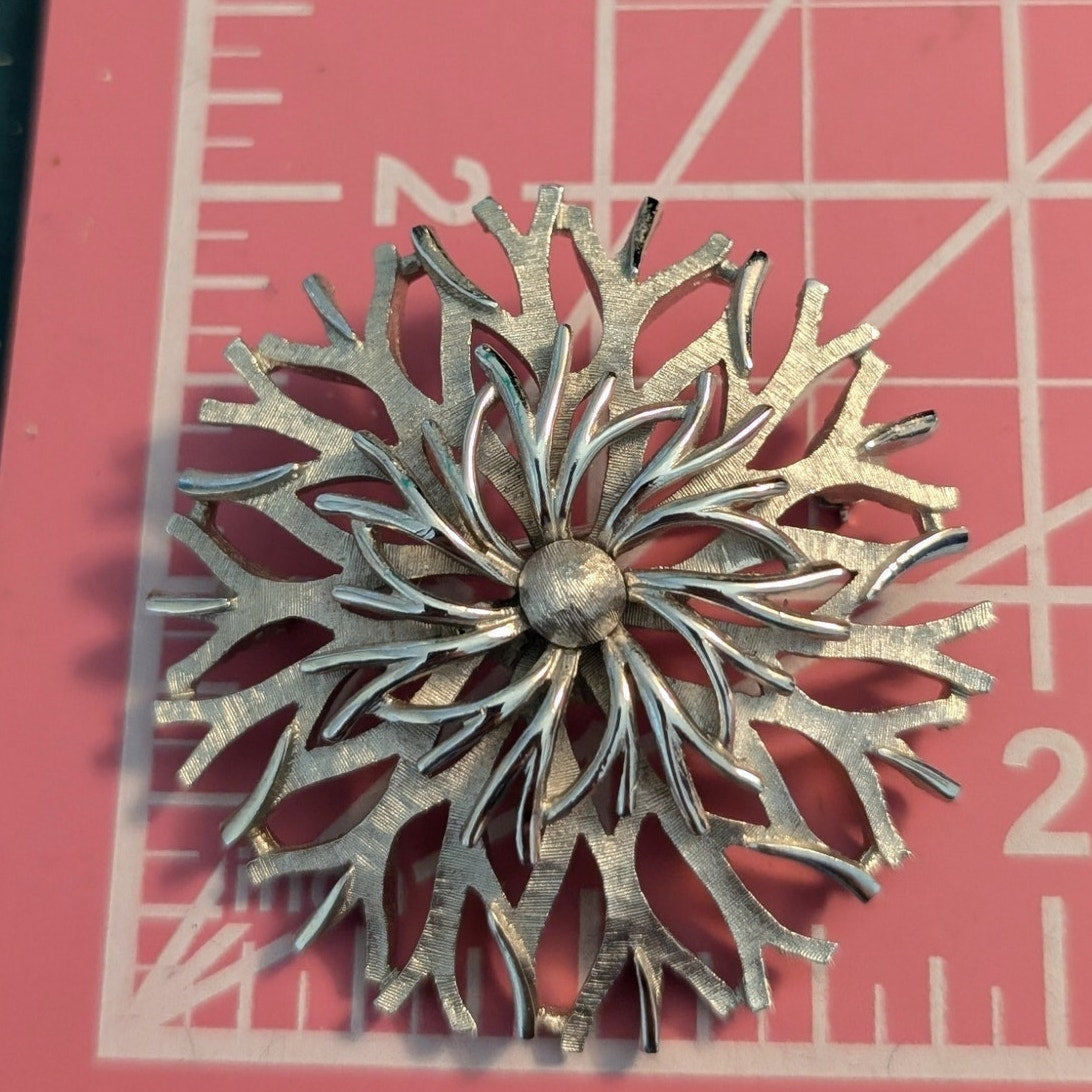 Crown Trifari Signed Vtg Abstract Flower Brushed & Polished Silver Tone Brooch