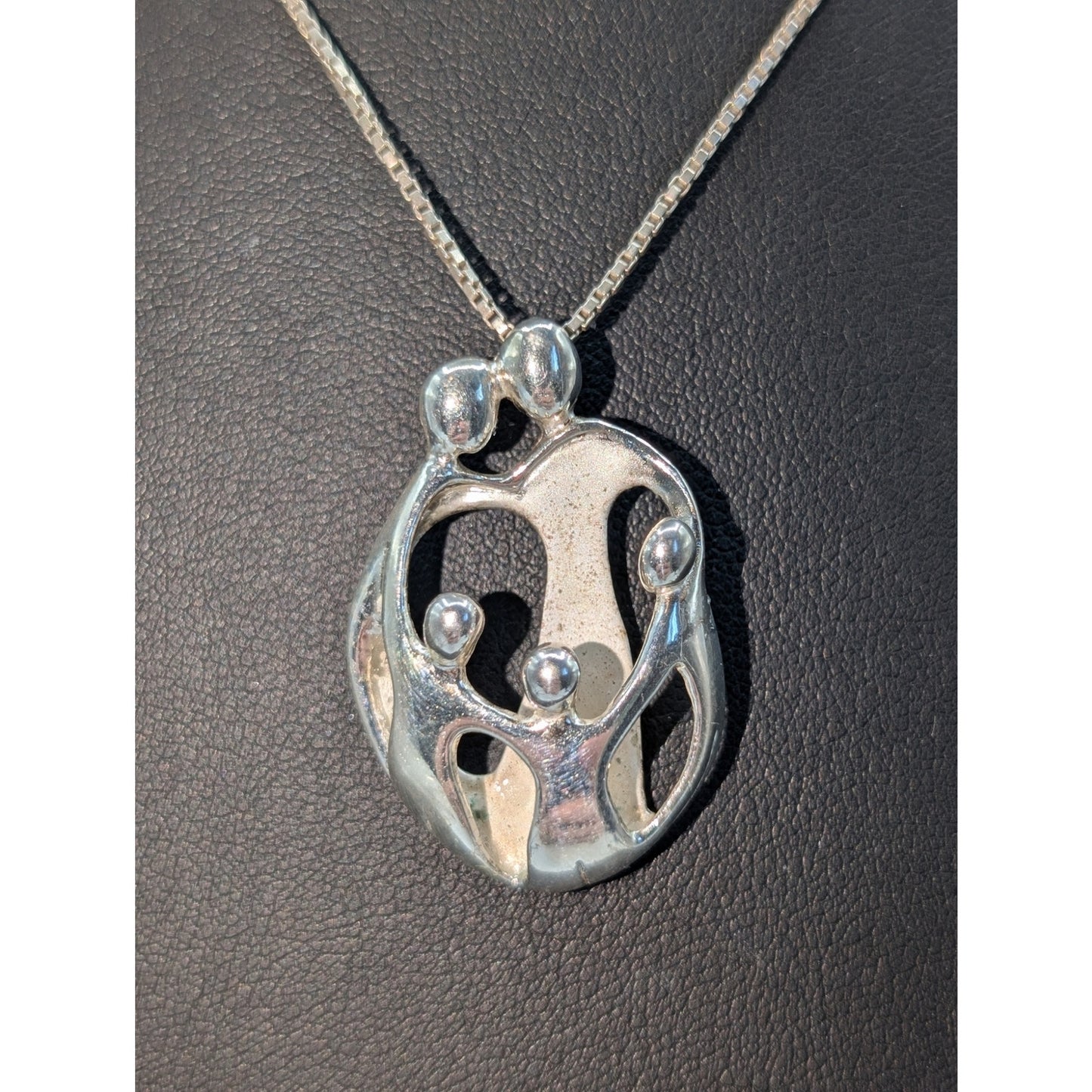VTG Carlisle Co 925 Sterling Silver Love Family of 5 Pendant 16" Chain Necklace